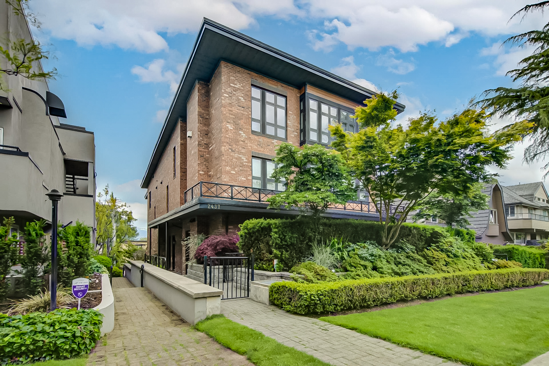 Unique Townhouse North of 4th in Vancouver's Kitsilano Neighbourhood